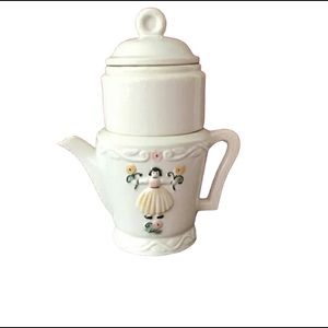 VTG PORCELIER VITREOUS TEA POT DUTCH GIRL